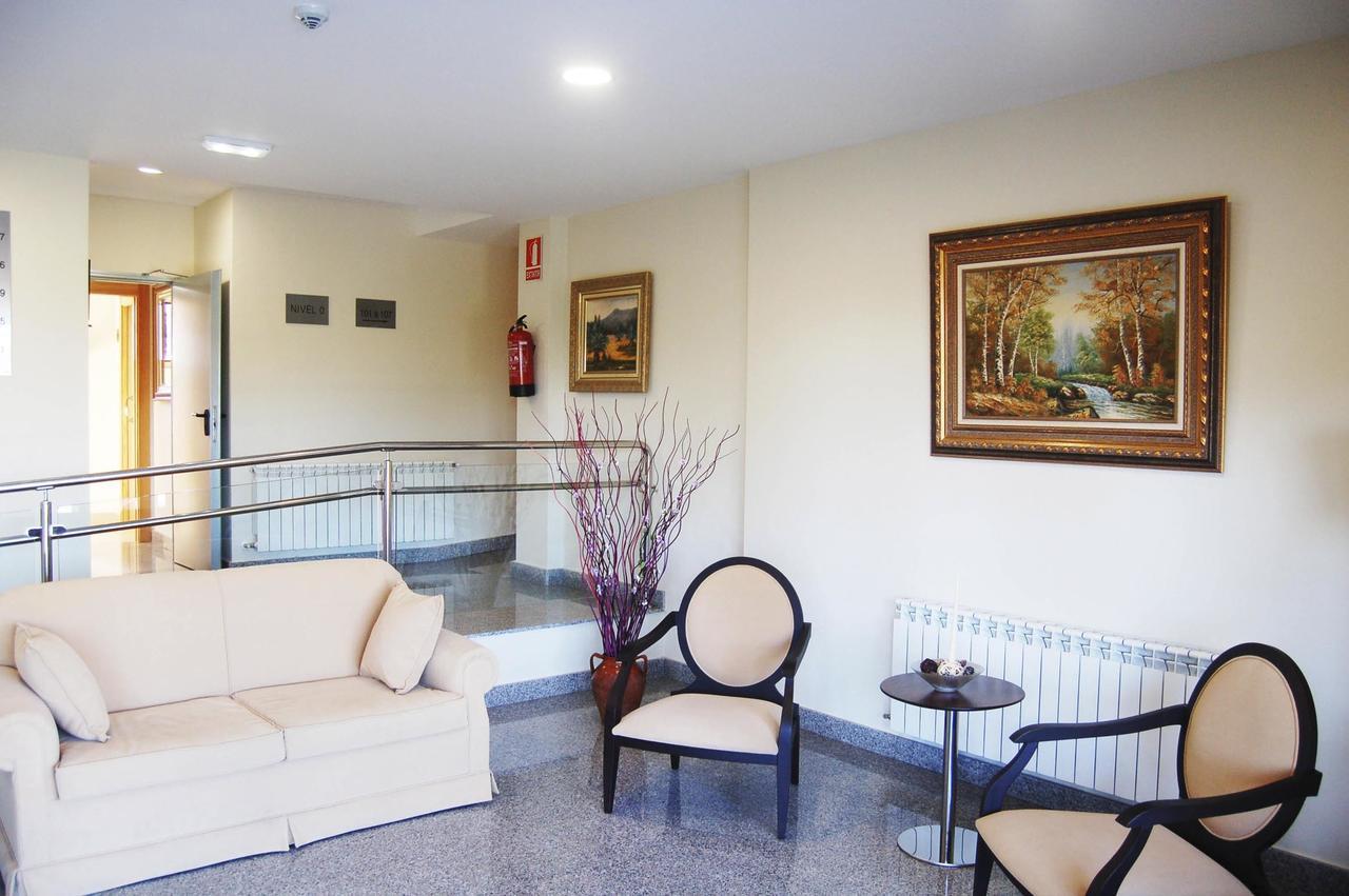 Hotel Lupa San Juan de Pinera エクステリア 写真