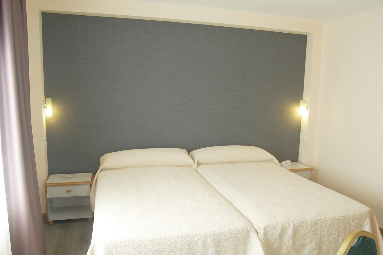 Hotel Lupa San Juan de Pinera エクステリア 写真