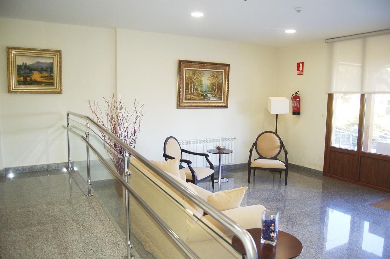 Hotel Lupa San Juan de Pinera エクステリア 写真